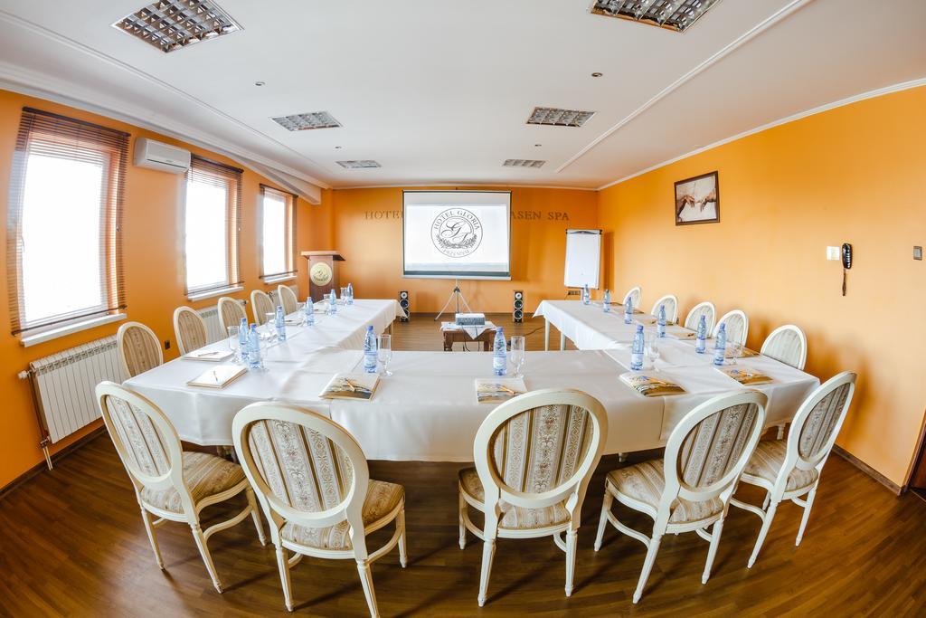 Spa Hotel Gloria Przemyśl Esterno foto